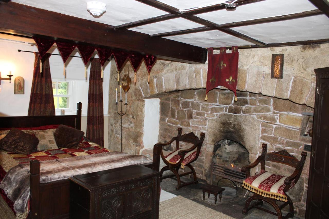 East Wing Lickleyhead Castle Villa Auchleven Exteriör bild